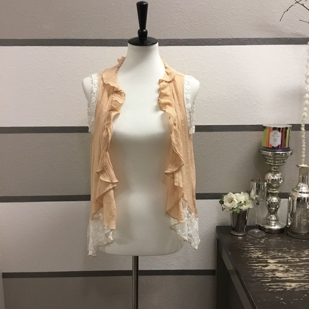 Downeast Basics Ruffle Vest